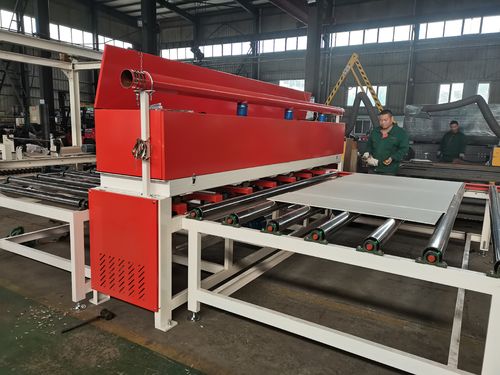 Máy cắt tấm thạch cao 3 mét tùy chỉnh cho khách hàng Nga