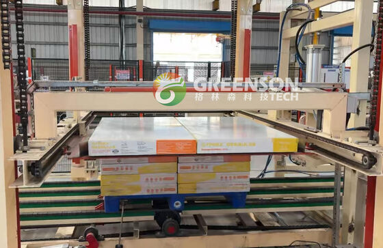 Giá tốt. PLC hệ thống điều khiển PVC Laminated Gypsum Board Machine với 1300mm Laminating Width và 15m/min tốc độ trực tuyến