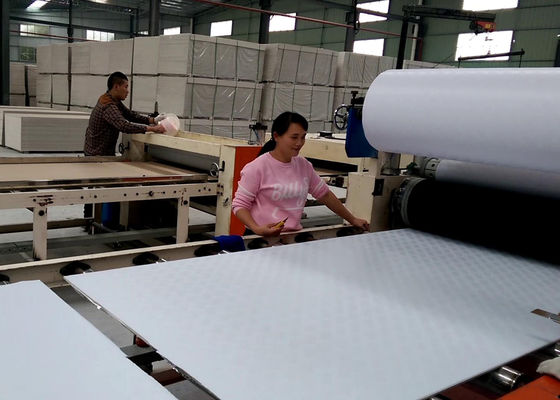 Dòng sản xuất trần phấn phấn phấn phấn phấn phấn phấn phấn và nhôm hoàn toàn tự động