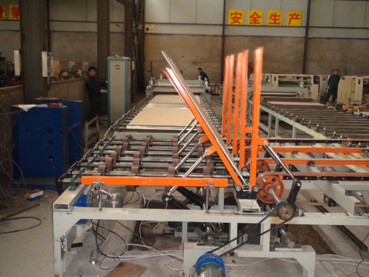 Công nghệ tiên tiến Máy sơn ván ván ván PVC và nhôm
