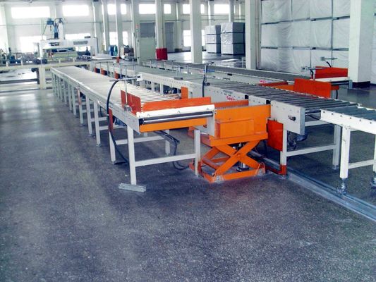 Tấm nhôm và màng nhựa PVC Tấm trần thạch cao Máy cán