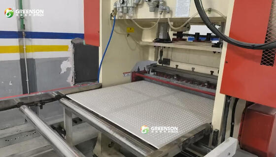 Giá tốt. Máy đâm bảng thủy lực tự động với 200T áp suất cao hoạt động tự động cho Max 20mm độ dày Gypsum Board perforating trực tuyến