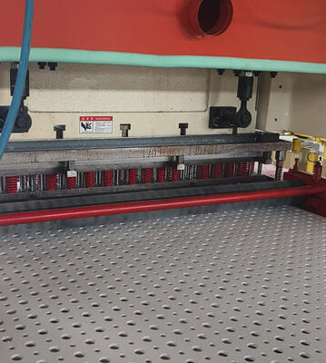 Giá tốt. Máy đục lỗ điện cho tấm MDF với nhiều hình dạng lỗ trực tuyến