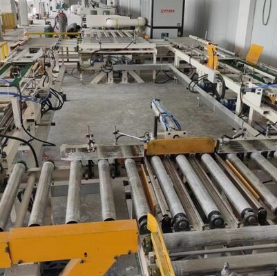 Giá tốt. Dây chuyền phun sơn tự động cho tấm trần thạch cao trực tuyến