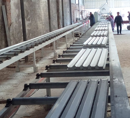 PLC điều khiển thạch cao Cornice Làm cho máy / Vật liệu xây dựng Thạch cao Cornice